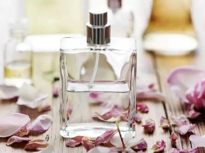 芳香世家教你在家DIY香水