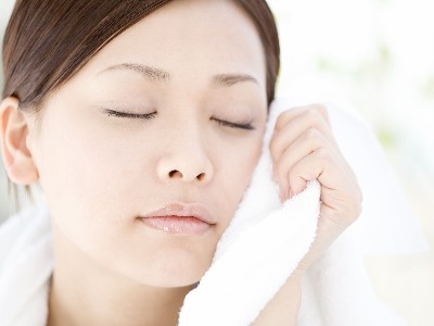 臉部無論夏季還是冬季都是滿面油光?別擔(dān)心芳香世家給你支招