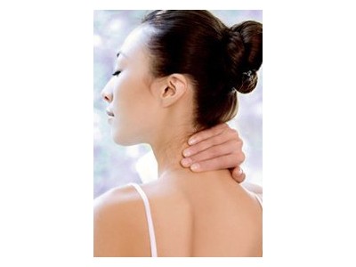 肩頸酸痛難以解決問(wèn)題?芳香世家肩頸舒護(hù)調(diào)理精油為你解憂